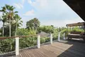 6-Zimmer-Villa 1 700 m² Kerobokan Klod, Indonesien