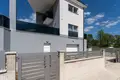 Villa de 2 dormitorios 242 m² Kadumi, Croacia