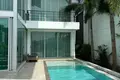 Dom 3 pokoi 304 m² Phuket, Tajlandia