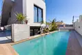 4 bedroom Villa 150 m² Torrevieja, Spain