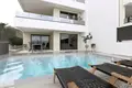 Mieszkanie 3 pokoi 107 m² Opcina Vrbnik, Chorwacja