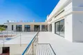 4-Schlafzimmer-Villa 285 m² Torrevieja, Spanien