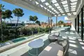 6-Schlafzimmer-Villa 843 m² Marbella, Spanien