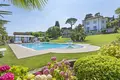 6-Schlafzimmer-Villa 575 m² Desenzano del Garda, Italien