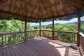 Haus 4 Schlafzimmer 203 m² Roatan, Honduras