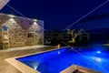 5 room house 285 m² Tar, Croatia