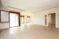 Квартира 5 комнат  Аланья, Турция