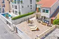 4 bedroom house 200 m² Muo, Montenegro