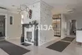 Casa 8 habitaciones 381 m² Laukaa, Finlandia