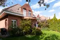 6 room house 240 m² Pilisvoeroesvar, Hungary