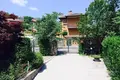 3-Schlafzimmer-Villa 246 m² Comunita Montana del Piambello, Italien