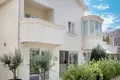 Casa 9 habitaciones 317 m² Budva, Montenegro