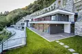 Mieszkanie 4 pokoi 243 m² Provincia di Como, Włochy