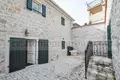 5-Schlafzimmer-Villa 490 m² Dobrota, Montenegro