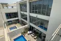 6 bedroom villa 720 m² Abu Dhabi, UAE