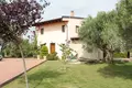 4 bedroom Villa 390 m² Nea Fokea, Greece