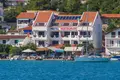 Hotel 854 m² in Bashkia Durres, Albania