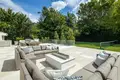 6 bedroom villa 712 m² Marbella, Spain