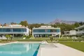 4-Schlafzimmer-Villa 693 m² Marbella, Spanien