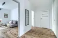 2 bedroom apartment 61 m² Warsaw, Poland