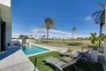 Villa de tres dormitorios 130 m² Pilar de la Horadada, España