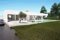 Villa de tres dormitorios 152 m² Orihuela, España