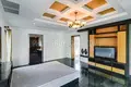 Villa de 4 dormitorios 1 066 m² Ban Nok Na, Tailandia