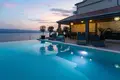 9 bedroom house 700 m² Grad Omis, Croatia