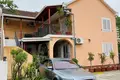 Casa 9 habitaciones 238 m² Budva, Montenegro