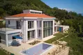 4 bedroom Villa 338 m² Kumbor, Montenegro