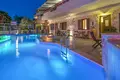 Hotel 410 m² en Amoudi, Grecia