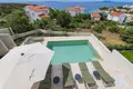 Villa de tres dormitorios 144 m² Karlobag, Croacia