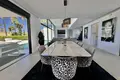 4 bedroom house 400 m² Malaga, Spain
