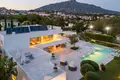 7 bedroom villa 676 m² Marbella, Spain