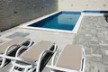 Villa 18 bedrooms 450 m² Prizna, Croatia