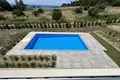 4 bedroom Villa 284 m² Skala Fourkas, Greece