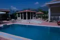 villa de 5 dormitorios 880 m² Montenegro, Montenegro