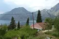 Land 1 076 m² Dobrota, Montenegro