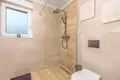 Casa 4 habitaciones 175 m² Opcina Vrbnik, Croacia