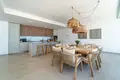 Квартира 4 спальни 300 м² Фуэнхирола, Испания