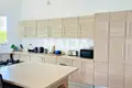 Villa de 6 habitaciones 1 600 m² en Tujereng, Gambia