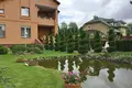 House 250 m² Karobcycy, Belarus