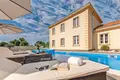 Villa de 4 dormitorios 180 m² Grad Pula, Croacia