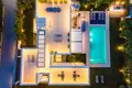 Haus 7 Schlafzimmer 587 m² Marbella, Spanien