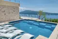Villa de 4 dormitorios 230 m² Herceg Novi, Montenegro