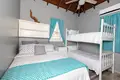 Дом 3 спальни 1 734 м² West Bay, Гондурас