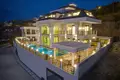 Villa 7 chambres 610 m² Kargicak, Turquie