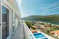 Villa 10 Zimmer 350 m² in Kumbor, Montenegro