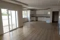 Appartements à plusieurs niveaux 5 chambres 200 m² Mersin, Turquie