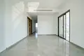 Mieszkanie 4 pokoi 176 m² Limassol, Cypr